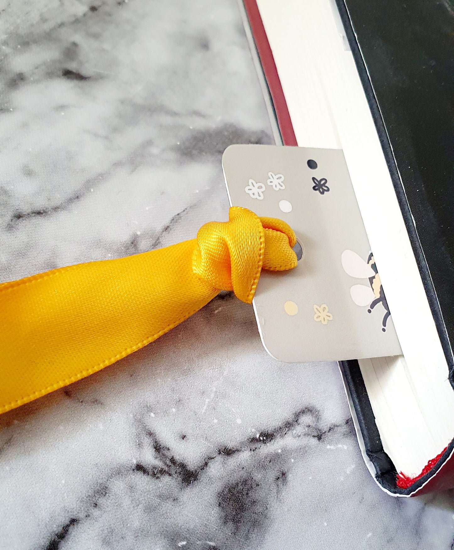 Adorable Bumblebee, Bookmark laminated with ribbon