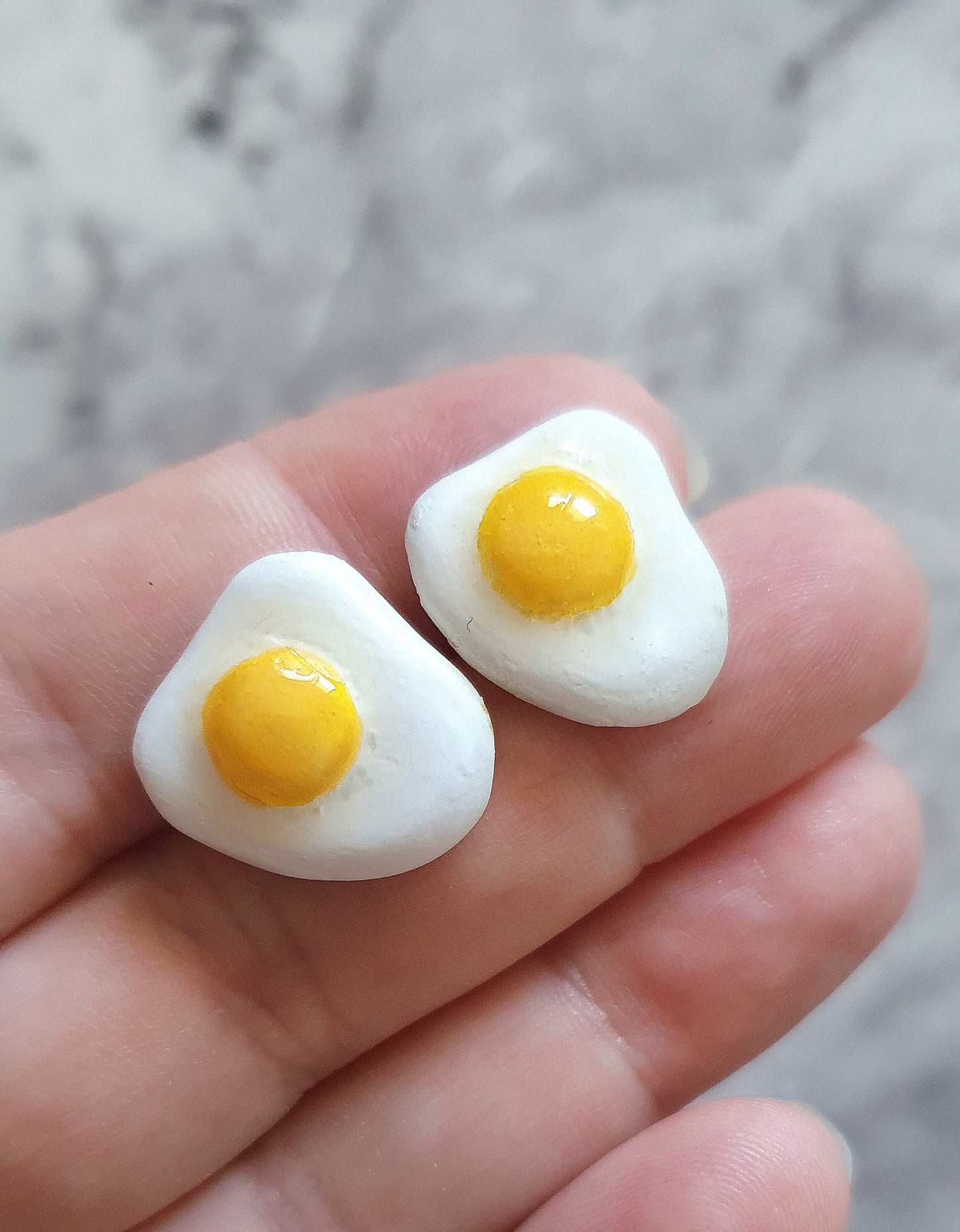 Fried eggs, funny food earrings - Hand made clay stud earrings