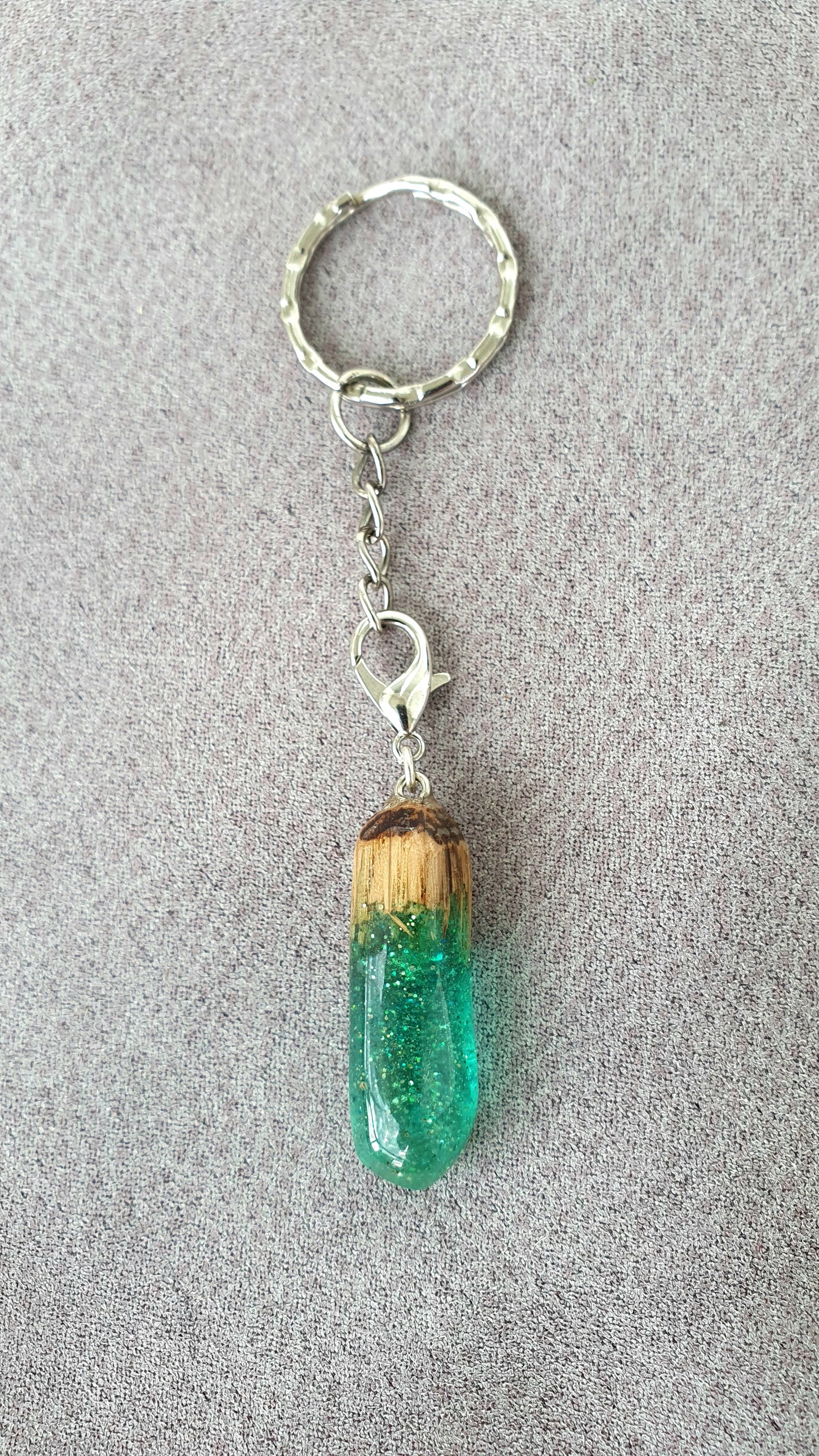 Secret wood keychains - resin, glitter and wood