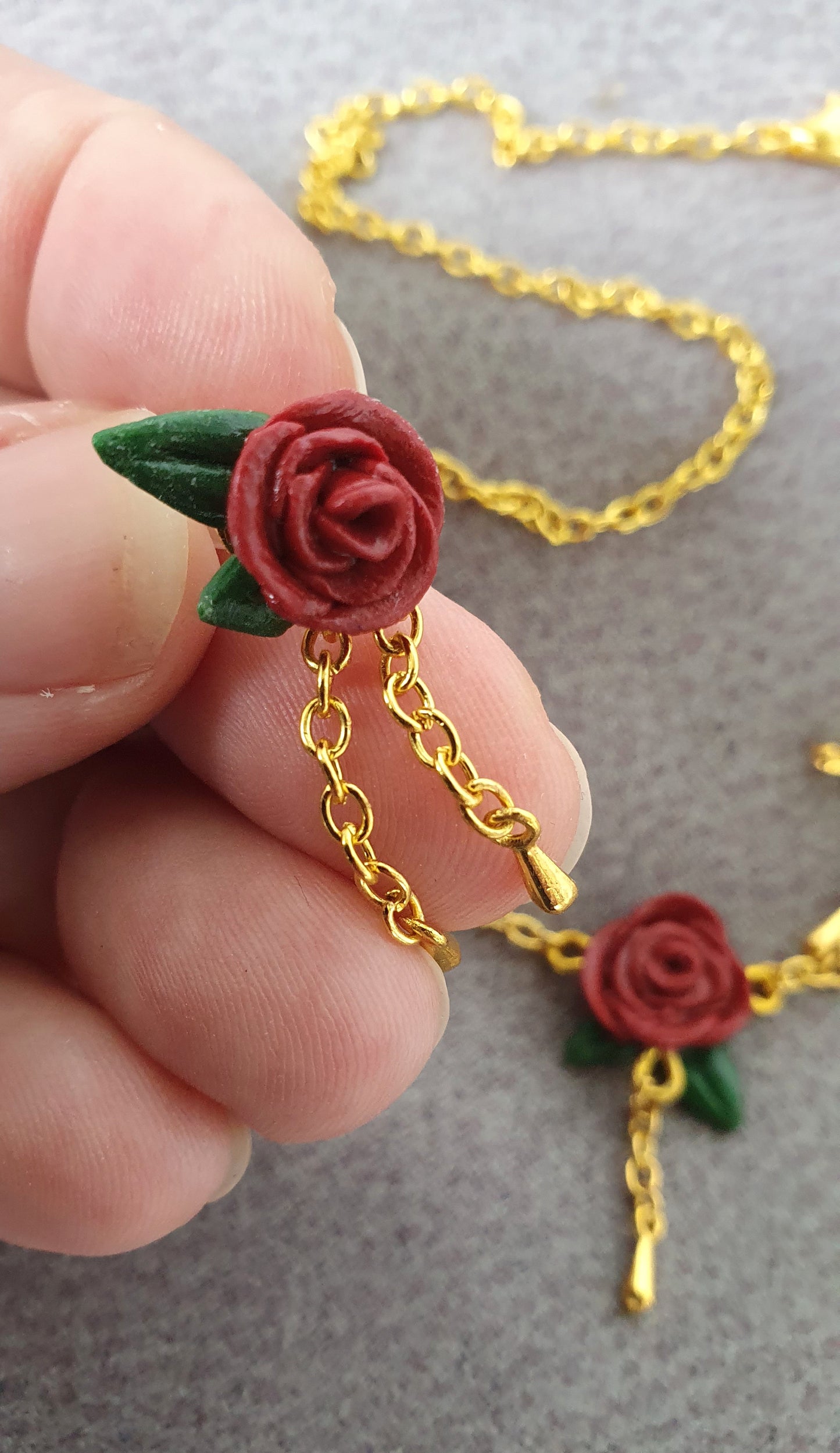 Rose stud earrings and necklace with golden chains, gift set