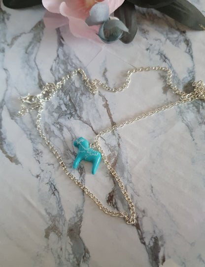 Decorative dalecarlia necklace