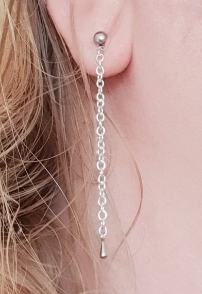 Chain stud earrings