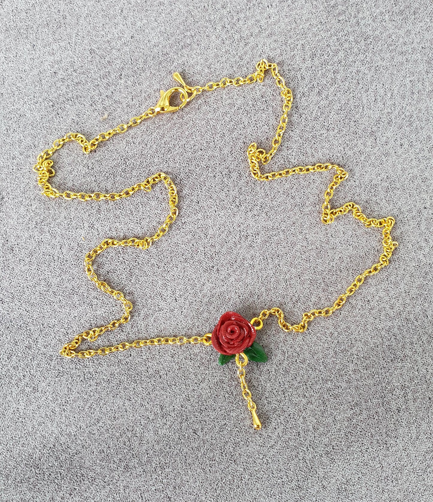Rose stud earrings and necklace with golden chains, gift set